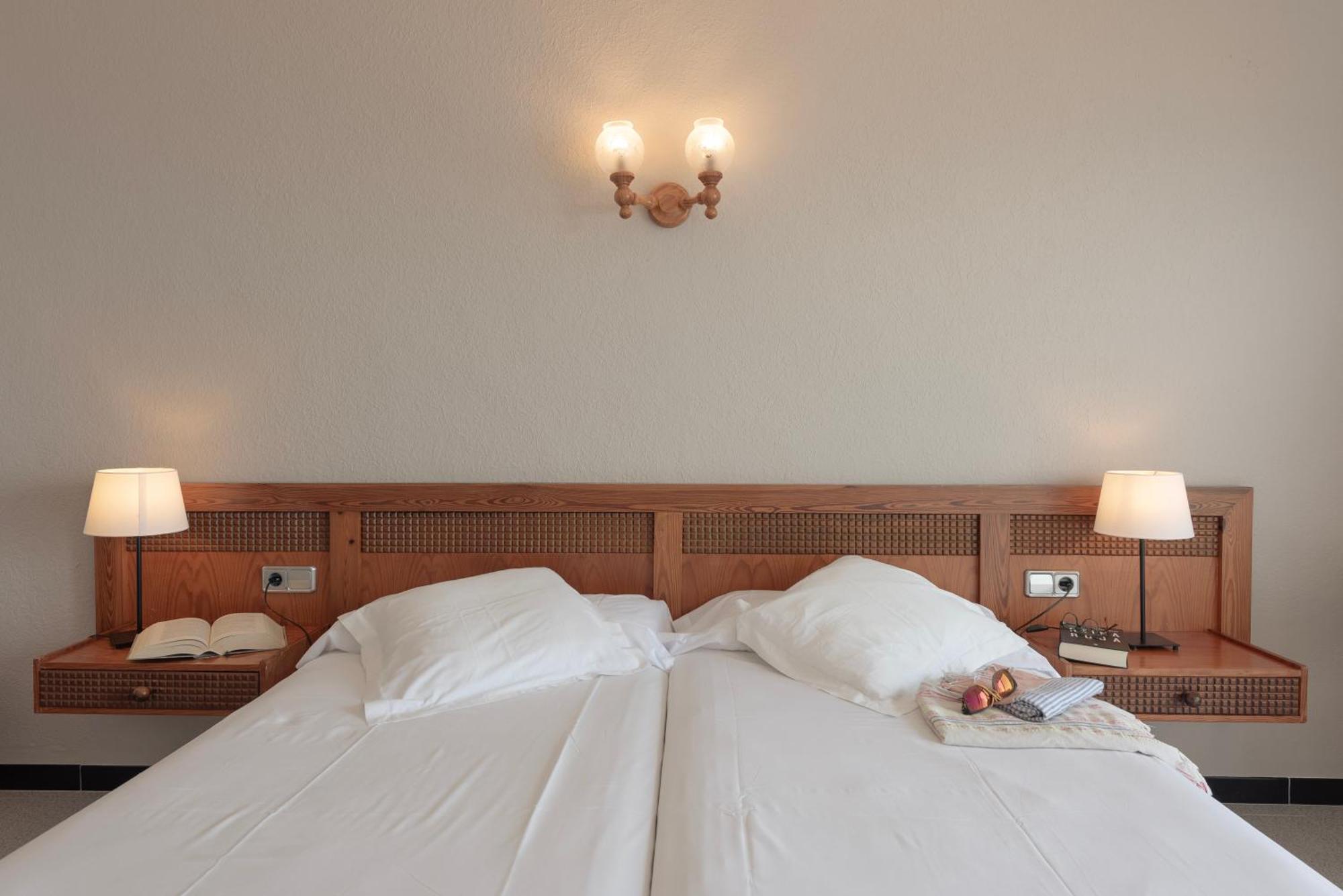 Hostal Sa Baronia บานยัลบูฟาร์ ภายนอก รูปภาพ