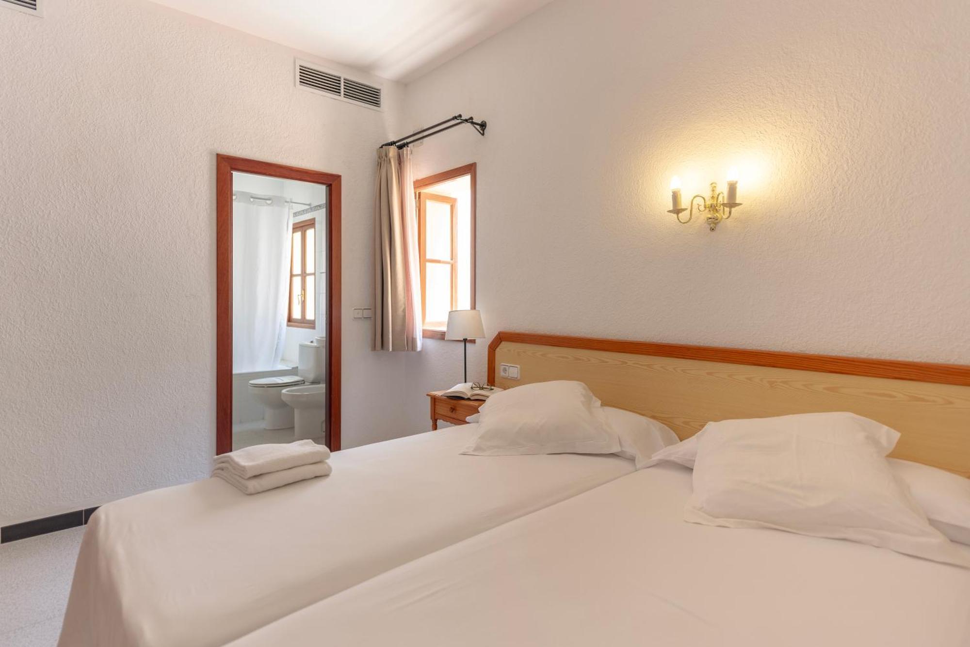Hostal Sa Baronia บานยัลบูฟาร์ ภายนอก รูปภาพ